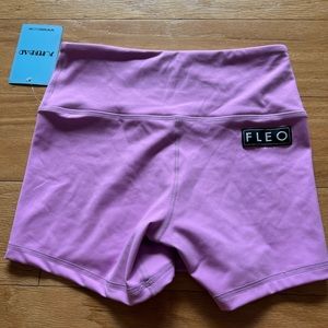 NWT Rewards FLEO Orchid Power High Rise